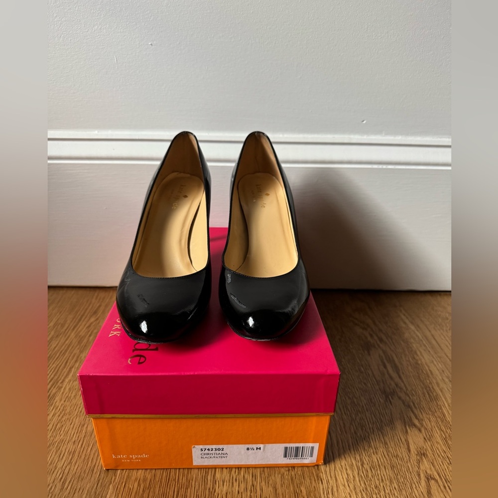 Kate spade Black Patent Leather Christiana Round-Toe Pumps, Size 8.5 Women’s